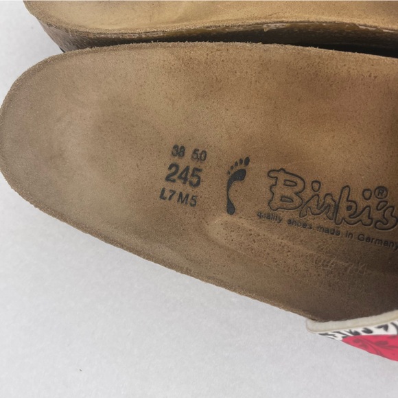 Birki’s Madrid Heart Sandals Women’s EUR 38 US 7-7.5 Black Swirl Red Heart Slide - Picture 10 of 12